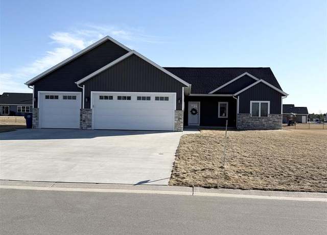 Property at W6747 Morrell Ln, Greenville, WI 54942, 3 beds, 2.5 baths
