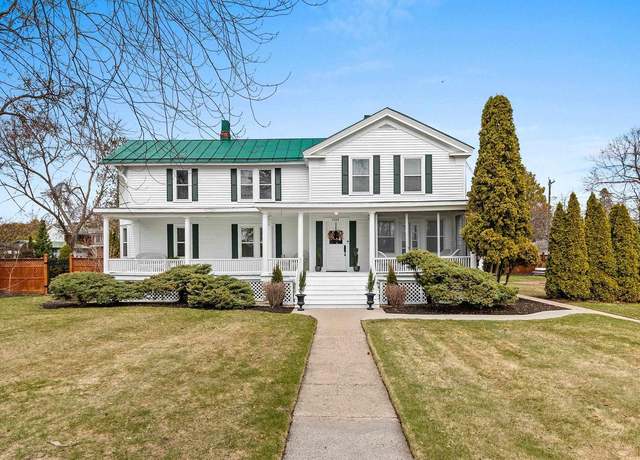 Property at 1345 Main St, Oconto, WI 54153, 4 beds, 2 baths