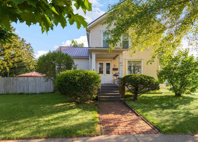 Property at 637 Main St, Marinette, WI 54143, 5 beds, 2 baths