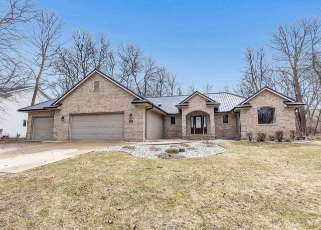 Property at 2345 Burnwood Dr, Oshkosh, WI 54902, 3 beds, 3 baths