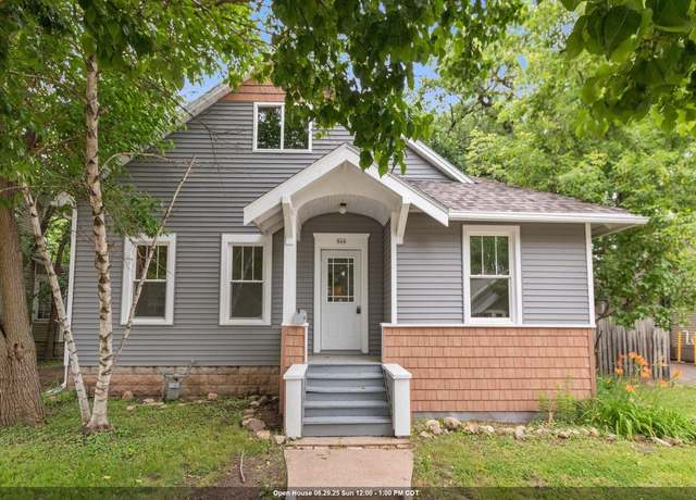 Property at 844 Central St, Oshkosh, WI 54904, 3 beds, 1 bath