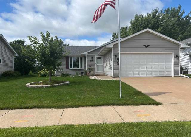 Property at 3787 Summerset Way, Oshkosh, WI 54901, 3 beds, 2 baths