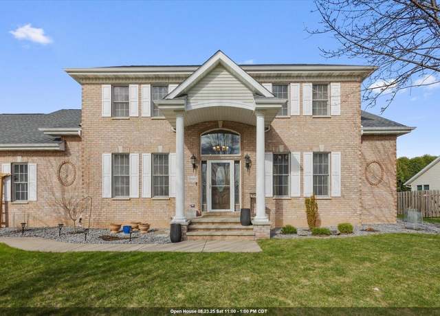 Property at 3020 E Fallcreek Ln, Appleton, WI 54913, 5 beds, 4.5 baths