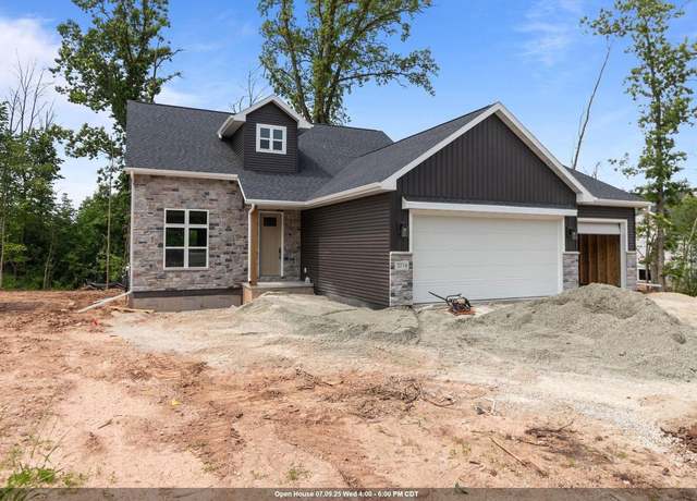 Property at 3216 Eclipse Dr, Green Bay, WI 54311, 4 beds, 2.5 baths