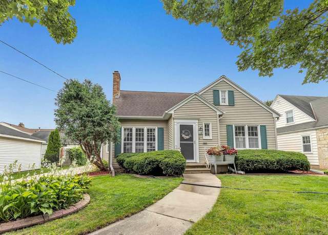 Property at 1169 Division St, Green Bay, WI 54303, 4 beds, 2 baths