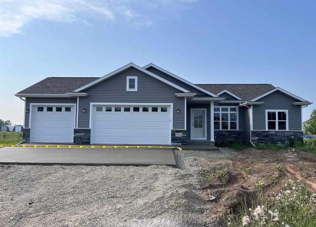 Property at 5286 Cornhusk Ln, Eureka, WI 54963, 3 beds, 2 baths