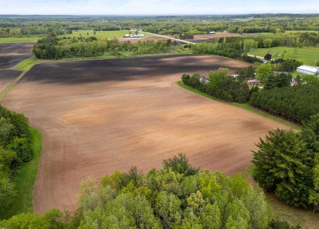 Property at E8836 Steinberg Ln, New London, WI 54961