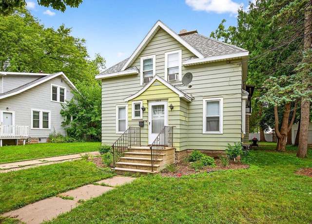 Property at 1626 N Oneida St, Appleton, WI 54911, 4 beds, 2 baths