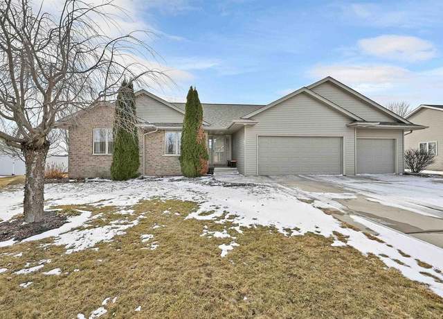 Property at 212 Cornellius Martin Ct, De Pere, WI 54115, 4 beds, 2.5 baths