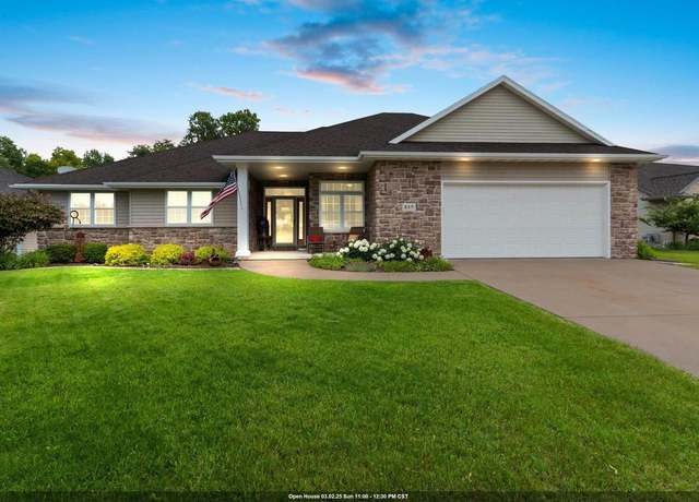 Property at 217 Hidden Ridges Way, Combined Locks, WI 54113, 4 beds, 3.5 baths