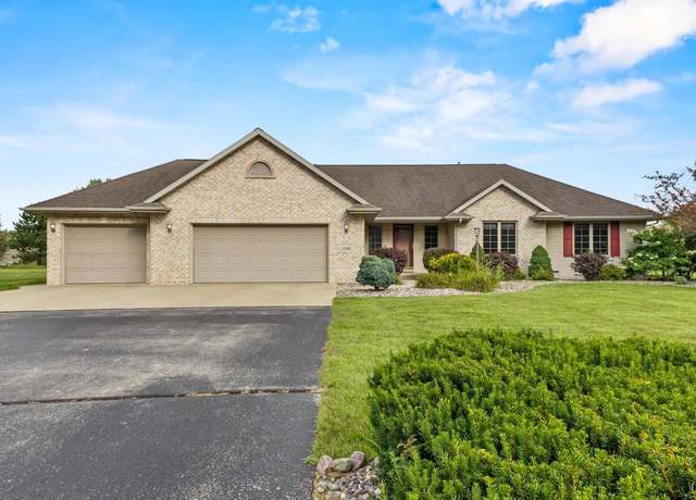 Property at 2282 Tumbleweed Trl, Suamico, WI 54313, 4 beds, 3.5 baths