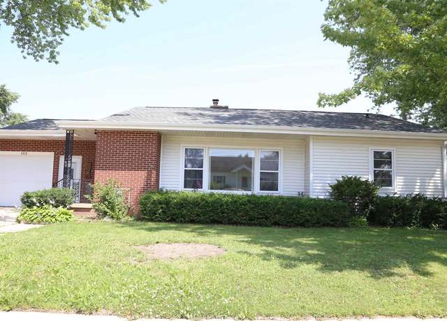 Property at 400 E 16th St, Kaukauna, WI 54130, 3 beds, 1 bath