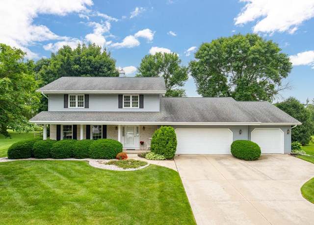 Property at 1275 Maricopa Dr, Oshkosh, WI 54904, 4 beds, 2.5 baths