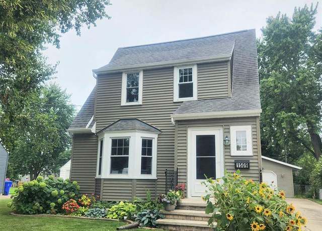 Property at 1509 W Franklin St, Appleton, WI 54914, 3 beds, 1 bath
