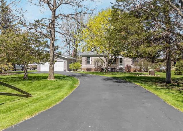 Property at W6654 Puckaway Rd, Markesan, WI 53946, 2 beds, 1 bath