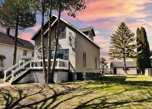 Property at 1204 15th Ave, Menominee, MI 49858, 3 beds, 2 baths