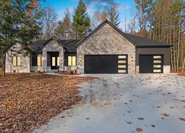 Property at 1226 Thayer Trl, Hobart, WI 54155, 5 beds, 3.5 baths