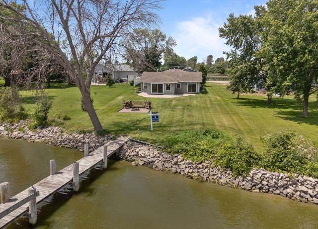 Property at 1693 W Butte Des Morts Beach Rd, Neenah, WI 54956, 3 beds, 2 baths