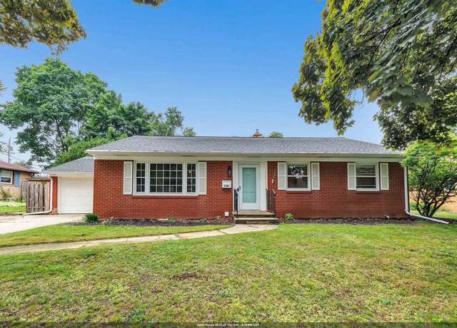 Property at 1491 Rockdale St, Green Bay, WI 54304, 3 beds, 2 baths