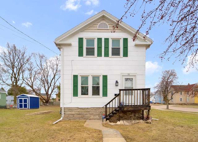 Property at 51 W 10th Ave, Oshkosh, WI 54902, 5 beds, 1.5 baths