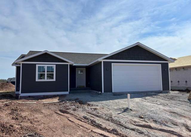 Property at 2011 Red Fox Ln, Kaukauna, WI 54130, 3 beds, 2 baths