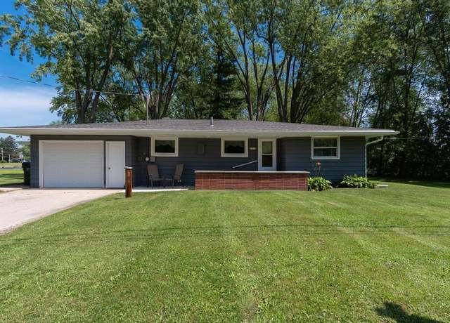 Property at N5618 Mill St, Shiocton, WI 54170, 2 beds, 1.5 baths