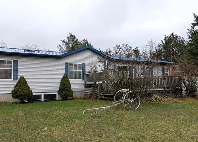 Property at N4568 Schacht Rd, Marinette, WI 54143, 3 beds, 2 baths