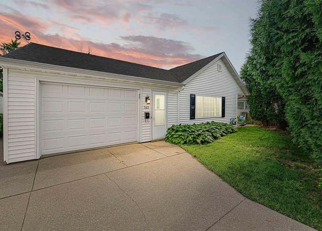 Property at 342 E Scott St, Fond Du Lac, WI 54935, 2 beds, 1 bath