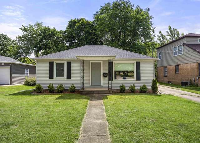 Property at 358 Winnebago Ave, Menasha, WI 54952, 2 beds, 1 bath