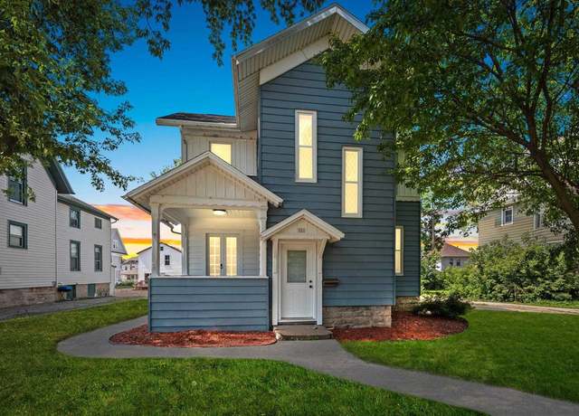Property at 521 Algoma Blvd, Oshkosh, WI 54901, 5 beds, 4 baths
