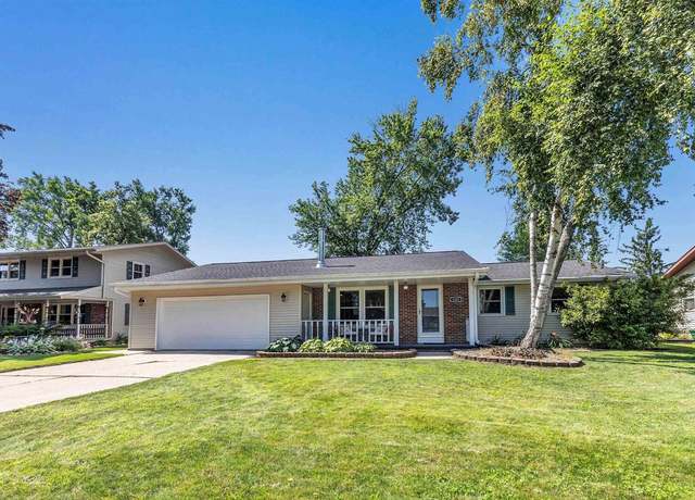 Property at 1321 Valley View Rd, Green Bay, WI 54304, 4 beds, 1.5 baths