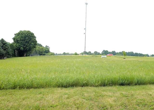 Property at W5390 Campbell Dr, Hilbert, WI 54129