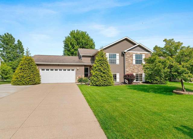 Property at 2341 Lacewing Dr, Neenah, WI 54956, 4 beds, 3 baths