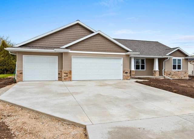 Property at 513 Kirkland Ave, Algoma, WI 54201, 3 beds, 2 baths