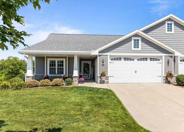 Property at 504 Mapleleaf Ct, Manitowoc, WI 54220, 3 beds, 3 baths