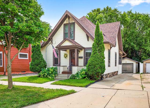 Property at 1015 E Eldorado St, Appleton, WI 54911, 3 beds, 1 bath