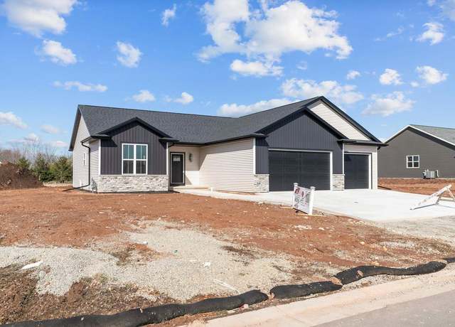 Property at N2135 Jennifer Dr, Greenville, WI 54942, 3 beds, 2 baths