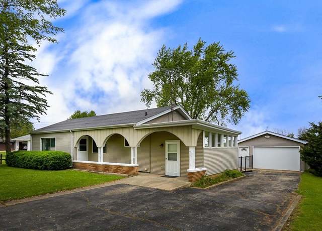 Property at 433 Poygan Rd, Omro, WI 54963, 2 beds, 1 bath