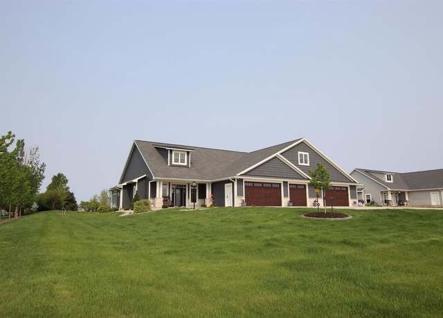 Property at 1386 Lighthouse Village Rd, Fond Du Lac, WI 54937, 2 beds, 2 baths