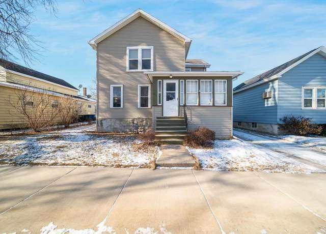 Property at 1417 Oregon St, Oshkosh, WI 54904, 4 beds, 2 baths