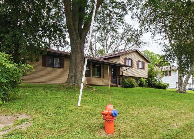 Property at 215 W 2nd St, Cambria, WI 53923, 3 beds, 1.5 baths