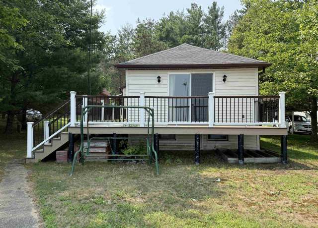 Property at 14420 County Road Vv, Gillett, WI 54124, 3 beds, 1 bath