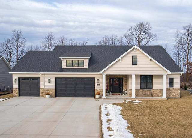 Property at 2006 Louie Ln, Neenah, WI 54956, 4 beds, 3 baths