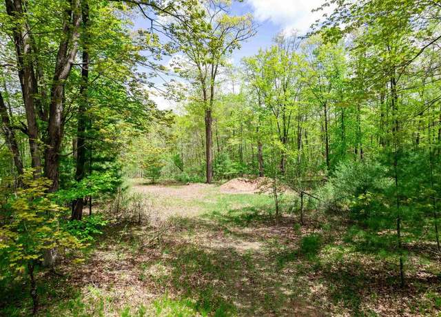 Property at Riverview Dr, Menominee, MI 49858