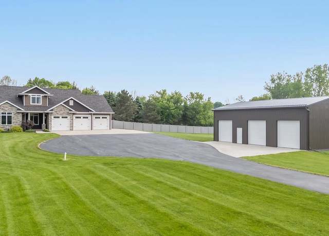 Property at 1985 E Shady Ln, Neenah, WI 54956, 3 beds, 3.5 baths