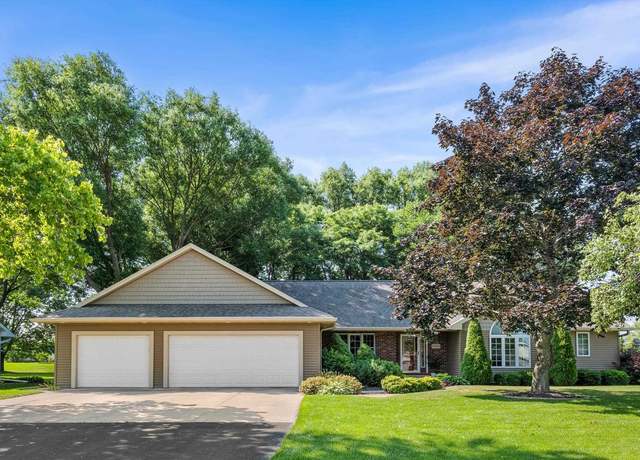Property at W6083 Golden Ct, Appleton, WI 54915, 3 beds, 3.5 baths