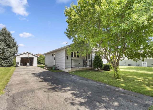 Property at 838 Wisconsin Ave, North Fond Du Lac, WI 54937, 3 beds, 1 bath