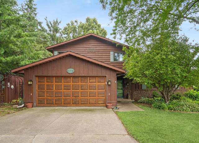 Property at 27 Caribou Ct, Appleton, WI 54911, 3 beds, 2.5 baths