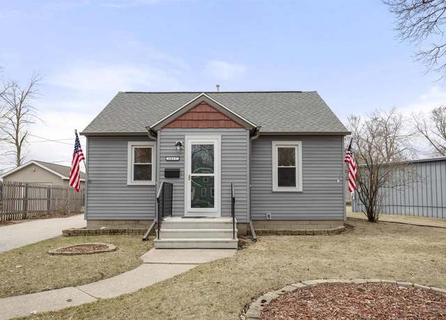 Property at 1417 N Kenilworth Ave, Appleton, WI 54911, 3 beds, 1 bath