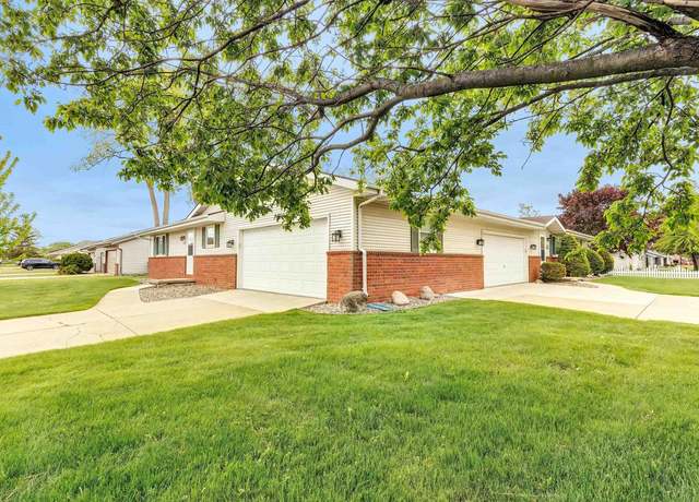 Property at 1961 Argonne St, Green Bay, WI 54313, 5 beds, 2 baths